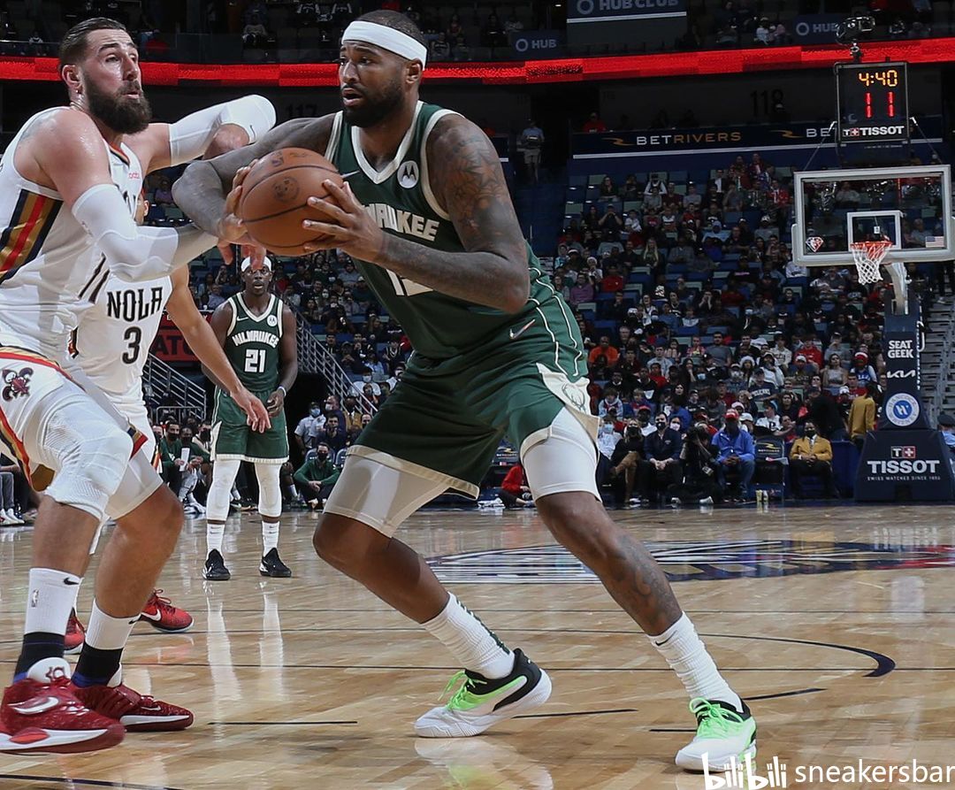 放大镜下 放大镜下